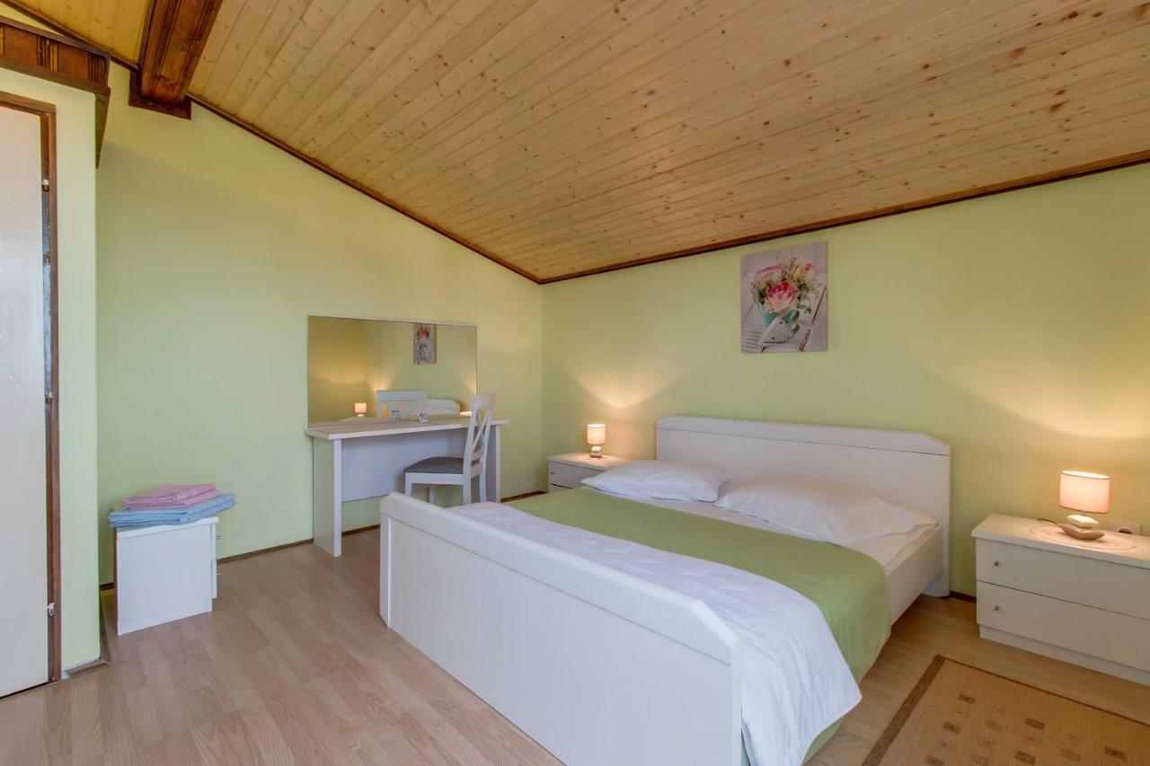 Apartment Malvina Mali Lošinj Exterior foto